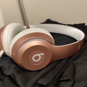 Rose Gold BEATS solo wireless headphones